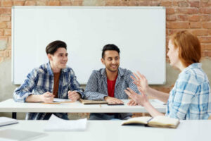 alunos conversando portal englishschool aulas de ingles